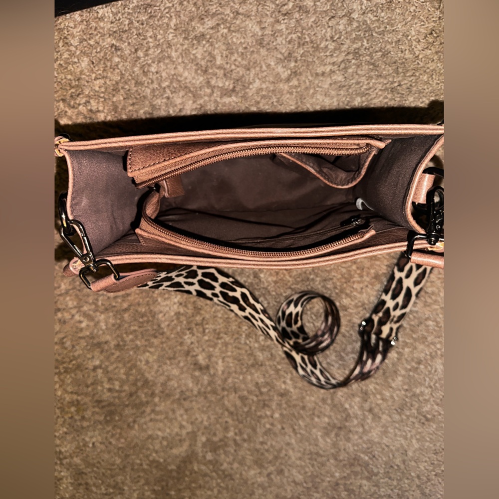 Leather purse with guitar strap - Picture 2 of 2